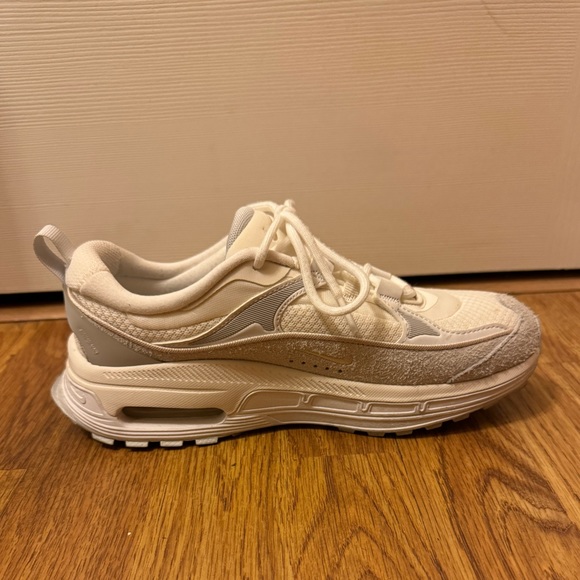 Nike Air Max Bliss XL - Picture 7 of 10